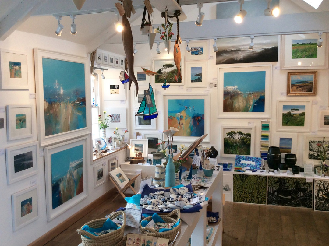 The Blue Bramble Gallery-圣艾维斯必去景点