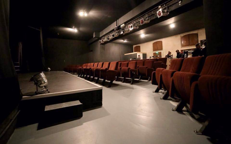 Café théatre Drôle de Scène-波尔多必去景点