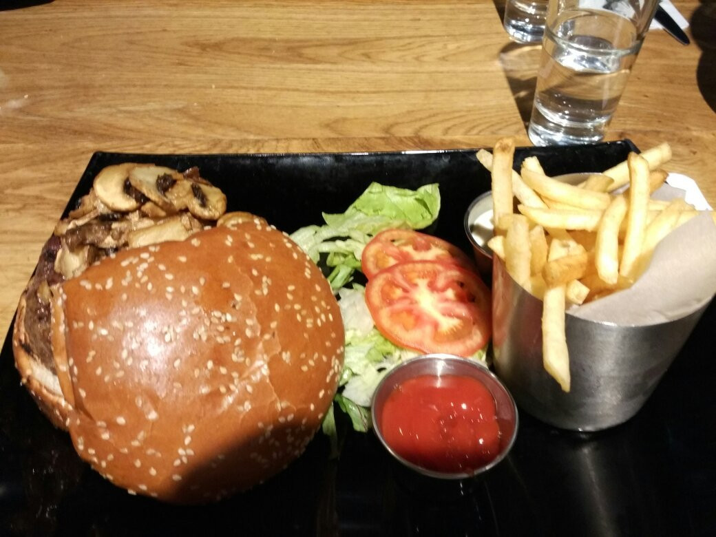 Zinc Italian American Kitchen