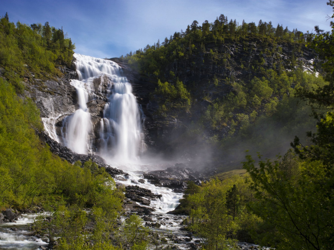 Valnesfossen景点图片