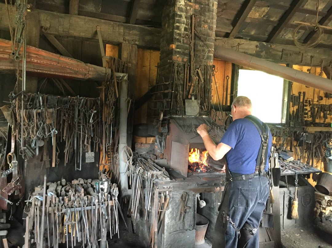 Hale Farm & Village-Bath必去景点