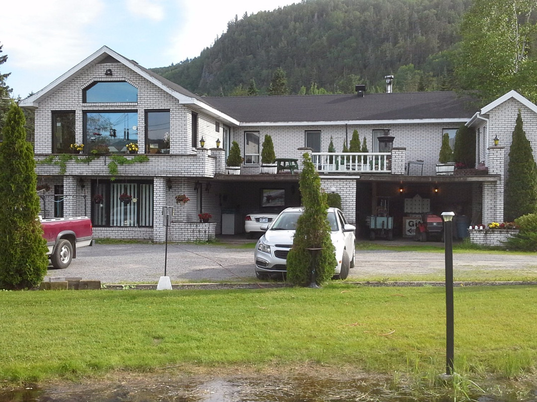 Saint-Hilarion酒店住宿-Gîte de la Maison Blanche