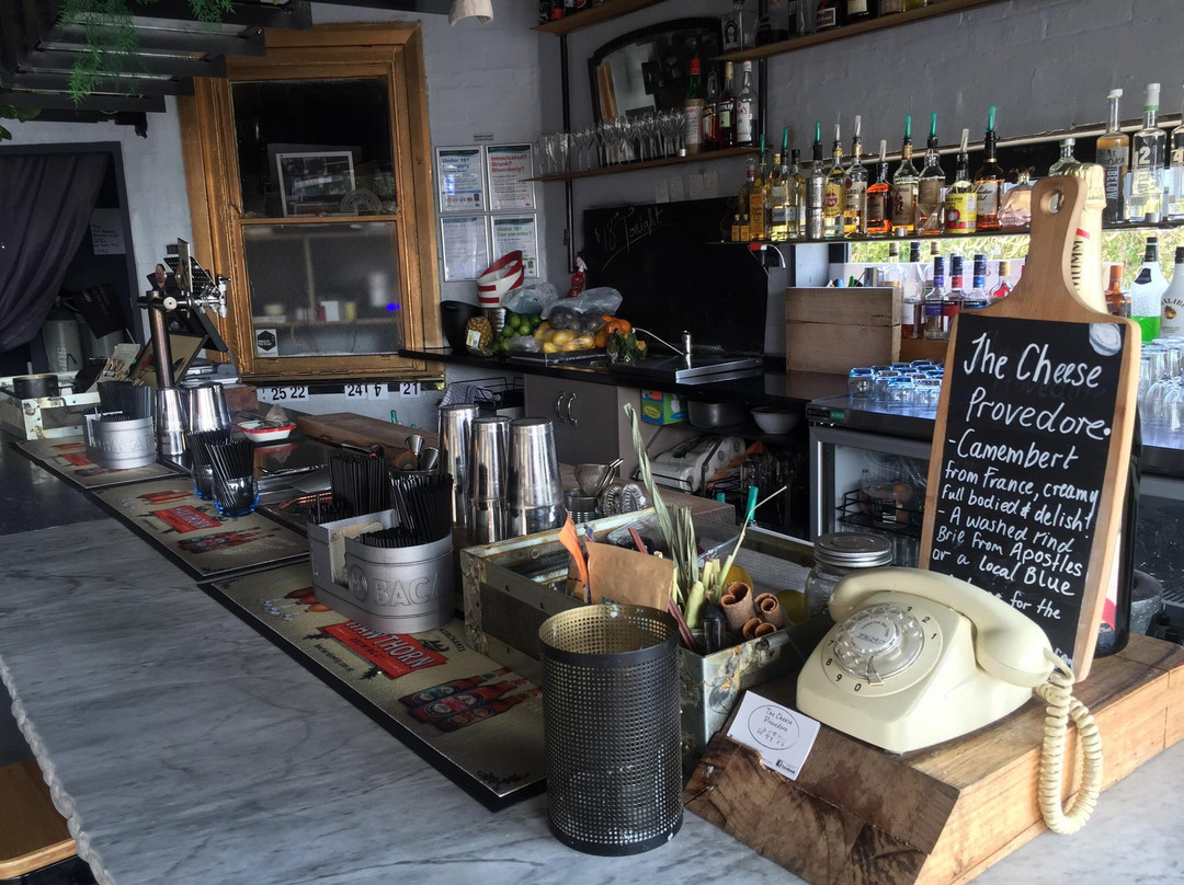 Highett餐馆和美食-Hawker Typhoon