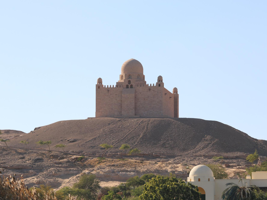 Mausoleum of Aga Khan景点图片