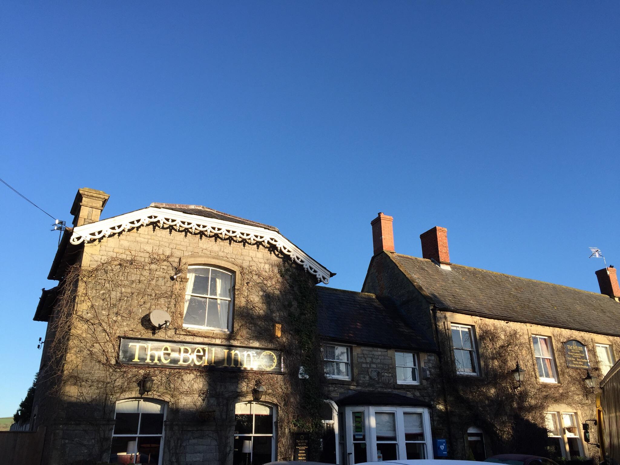 The Bell Inn-官方