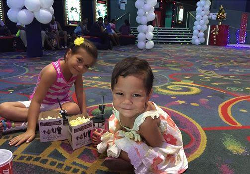 Village 6 Cinemas-苏瓦必去景点