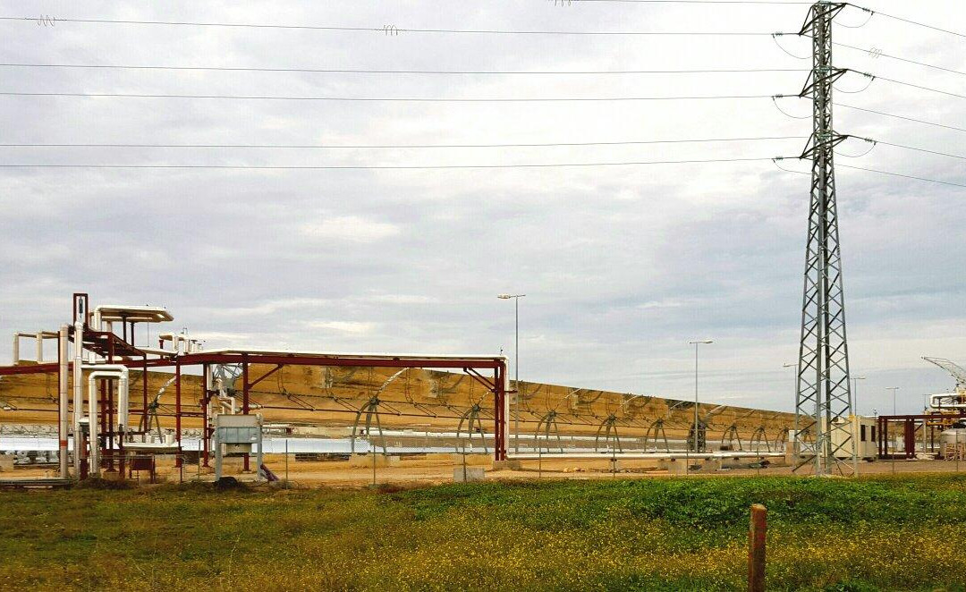 Solnova Solar Power Station-桑路卡拉马尤必去景点