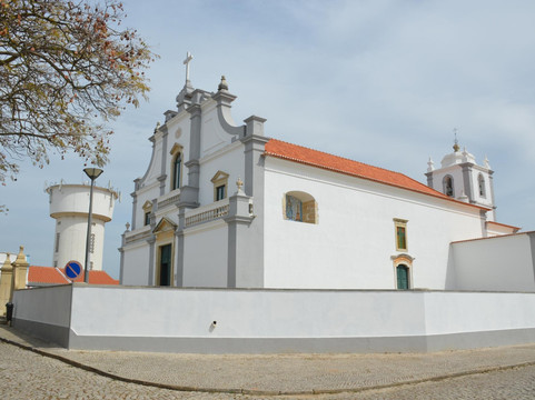 Igreja Matriz de Lagoa-拉戈阿必去景点