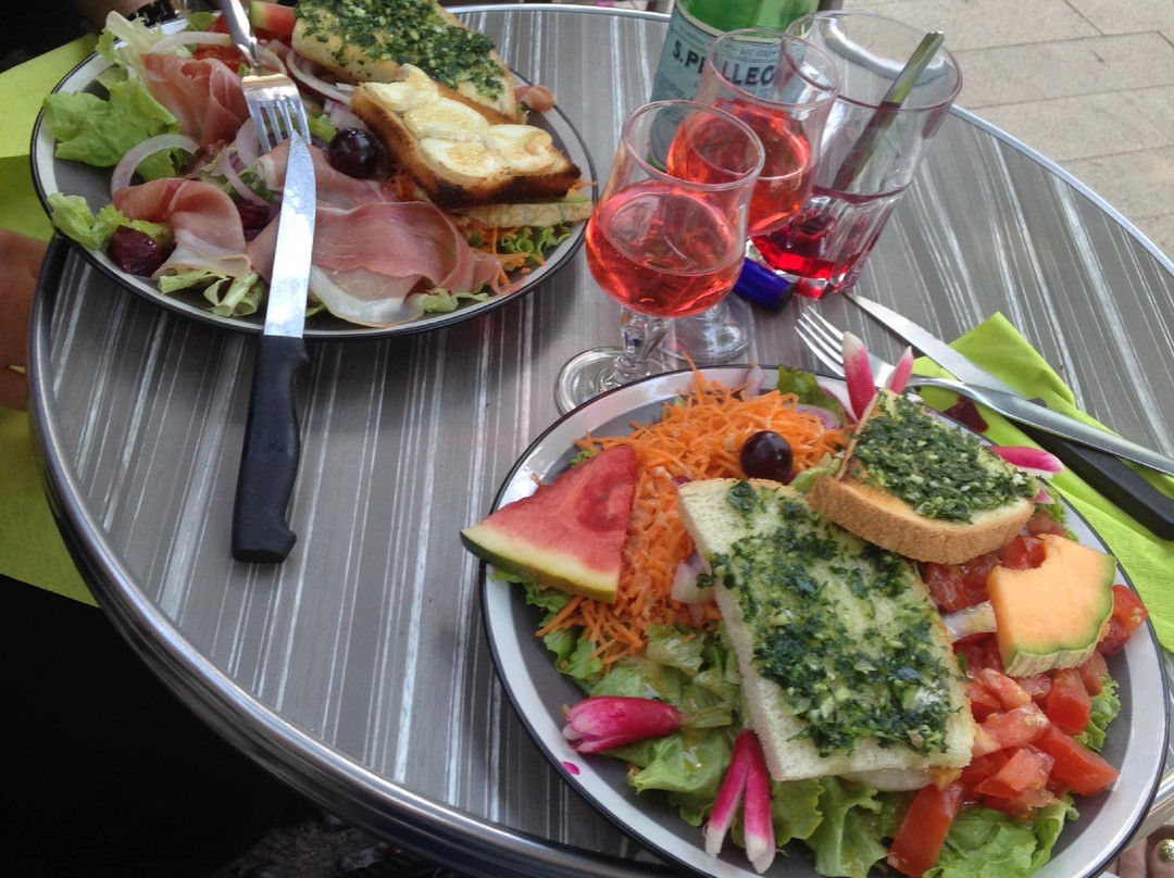 Le Petit Jardin