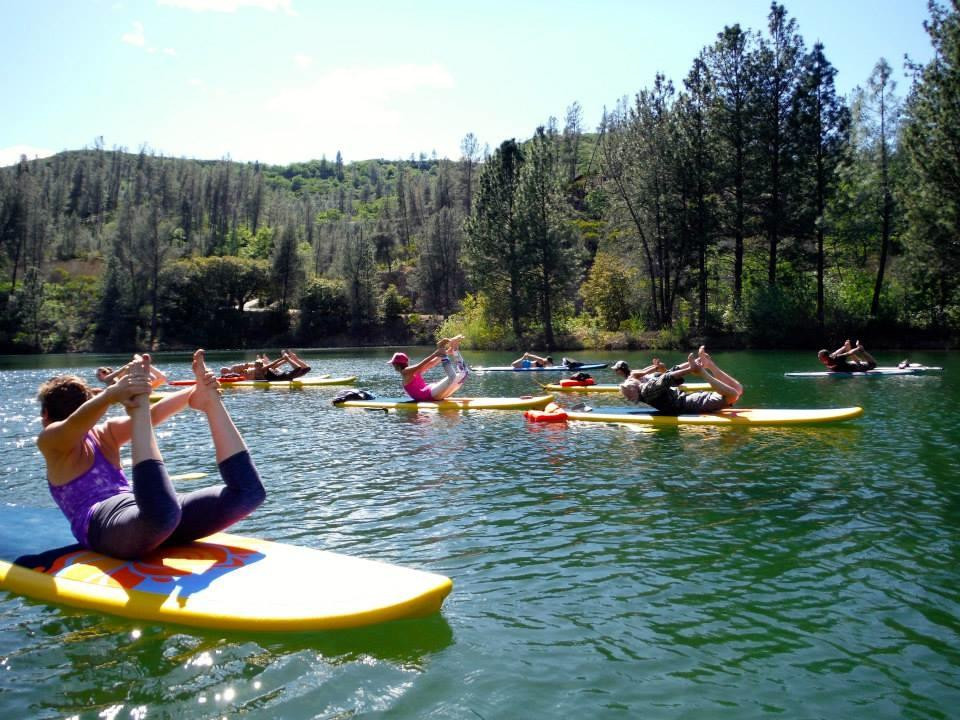 On Water Yoga-雷丁必去景点