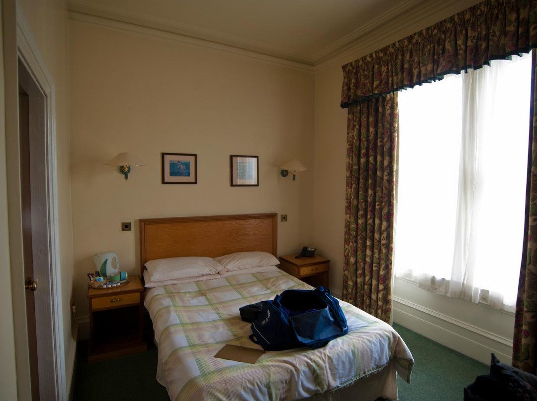 Taylors Hotel主图