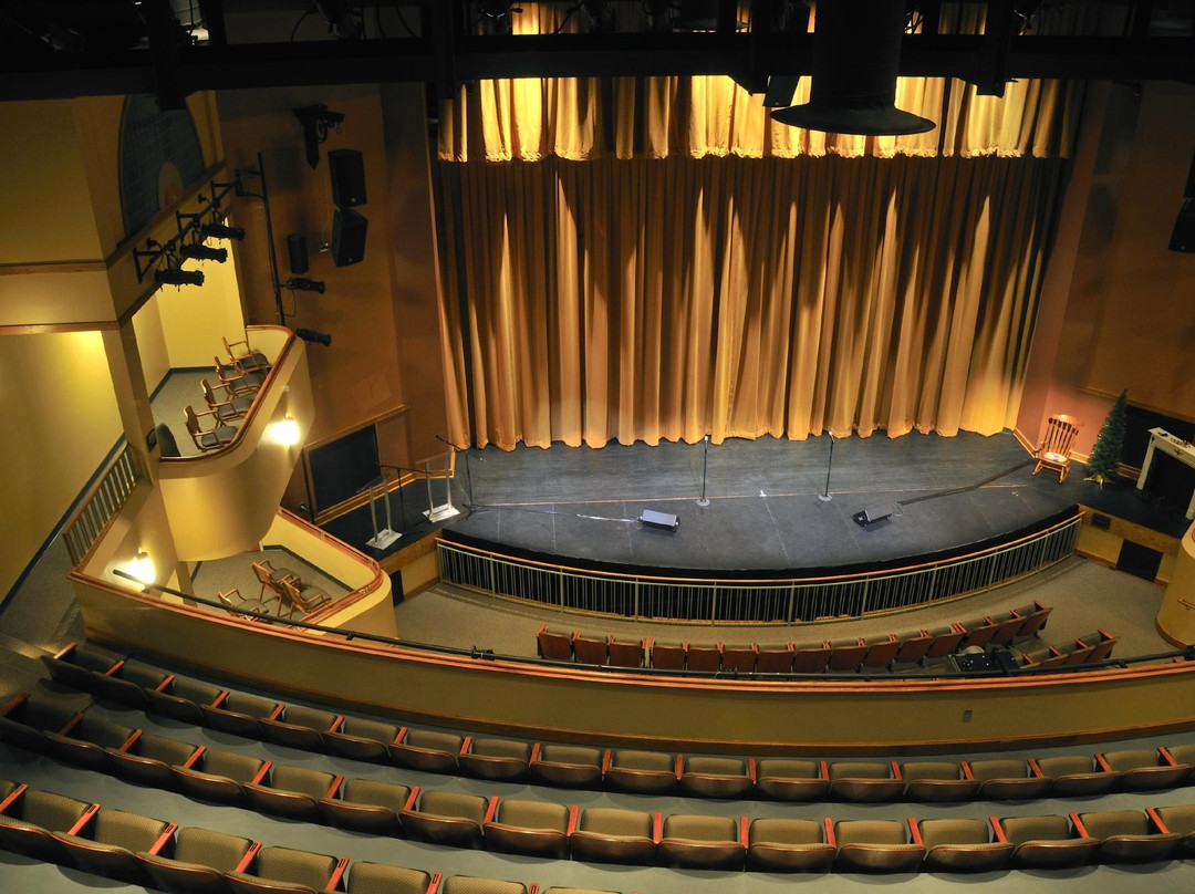 C.L. Hoover Opera House-章克申城必去景点