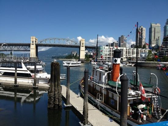 格兰佛岛-温哥华必去景点