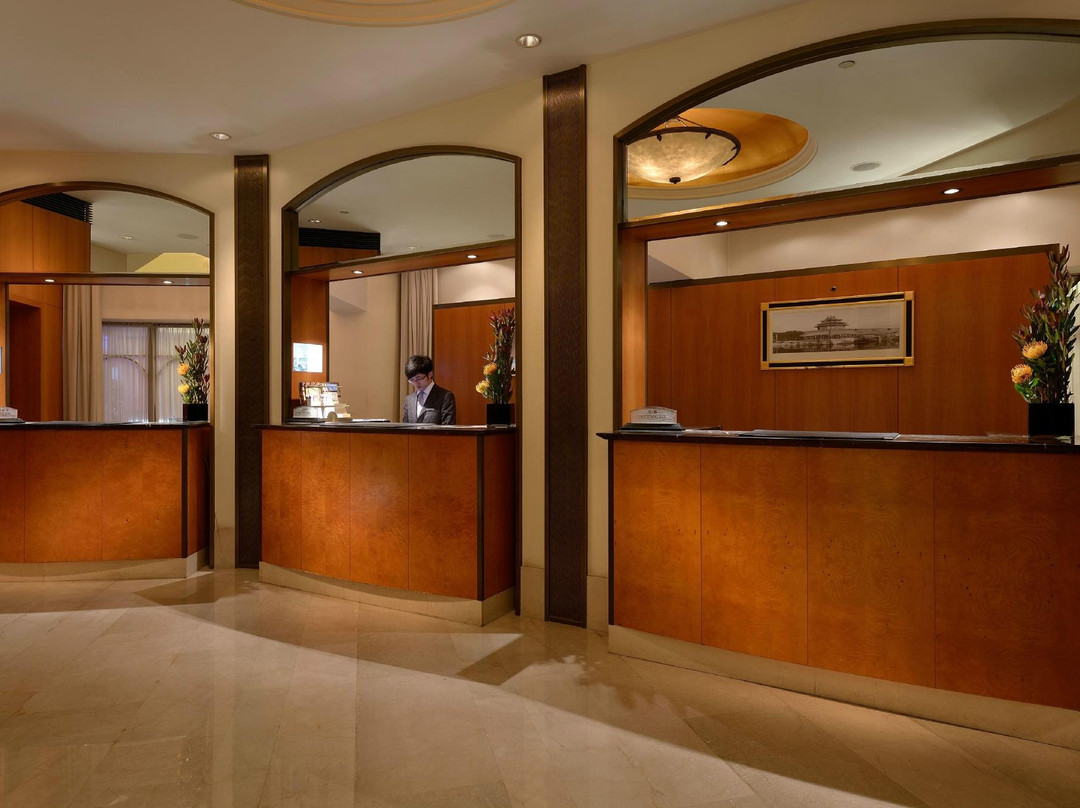 意杰·金棕榈酒店主图