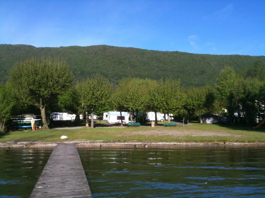 Camping Les Rives Du Lac