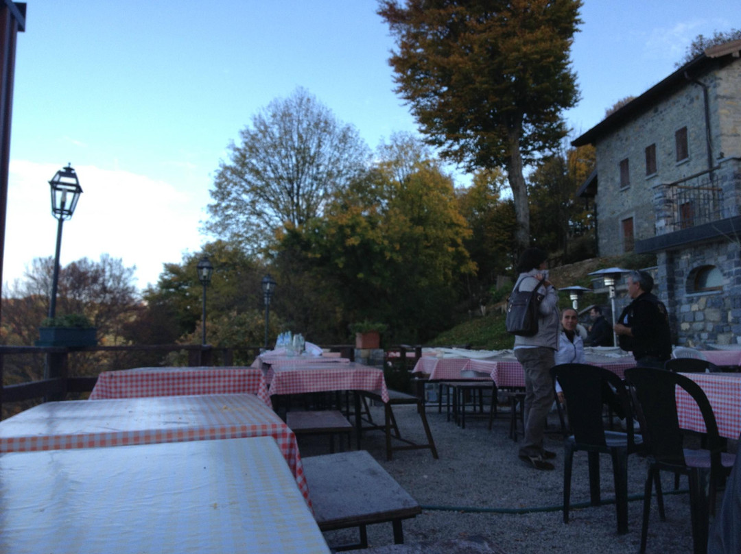 莱泽诺餐馆和美食-Rifugio Martina