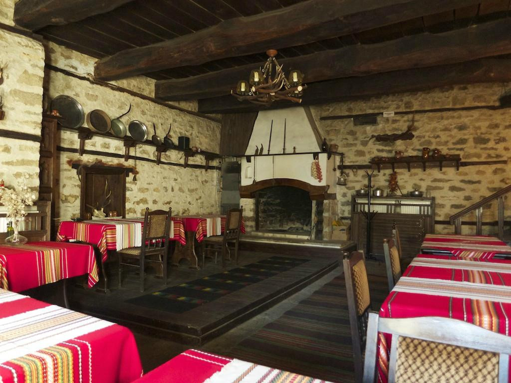 Gorna Oryahovitsa酒店住宿-Arbanashki Han Hotelcomplex