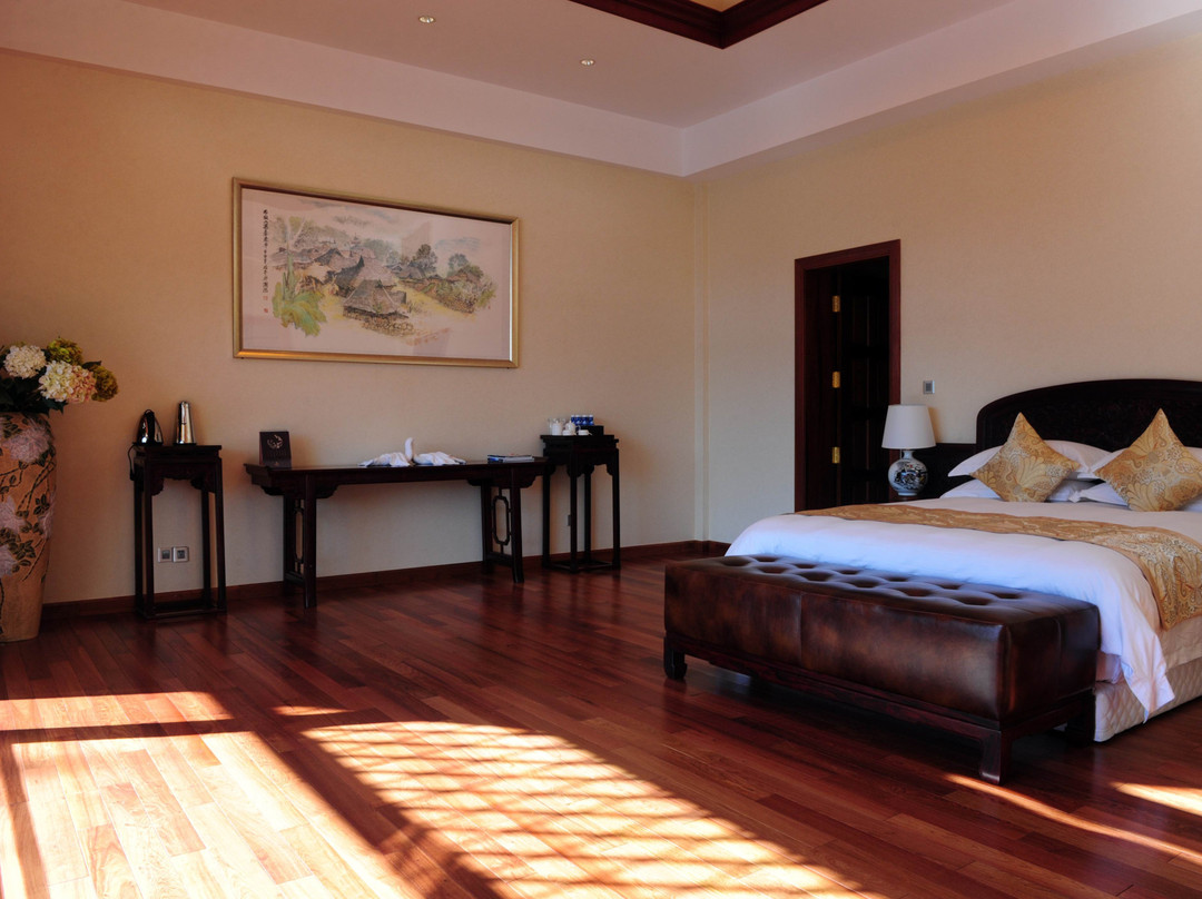 开元梅子湖温泉酒店主图