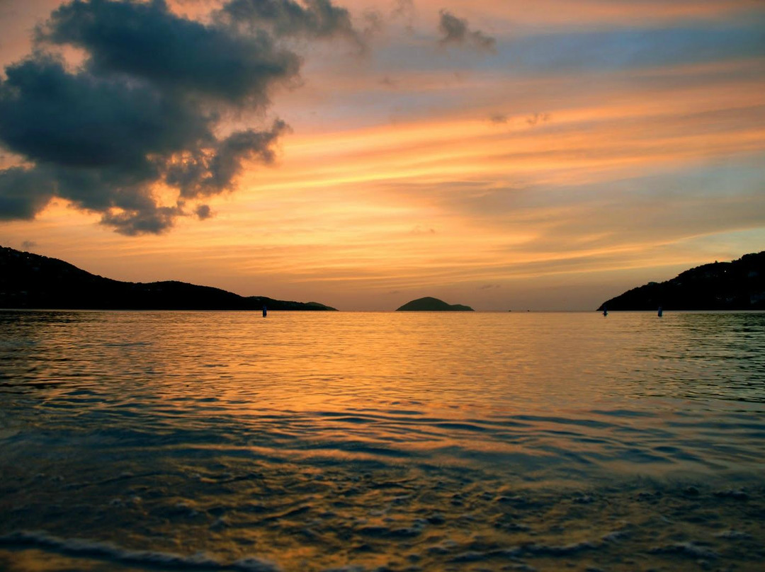 梅根湾-Magens Bay必去景点