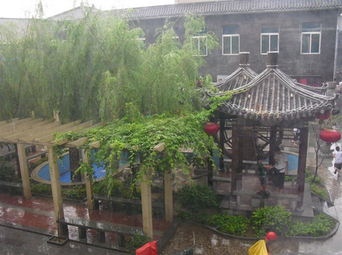 泰山国际青年旅舍主图