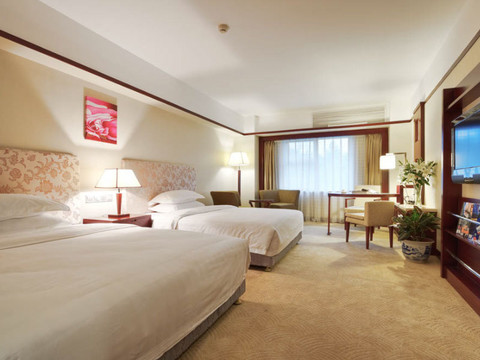 星月亮马酒店主图