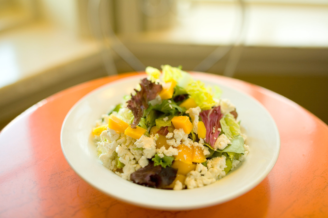 特纳夫莱餐馆和美食-Cafe Angelique