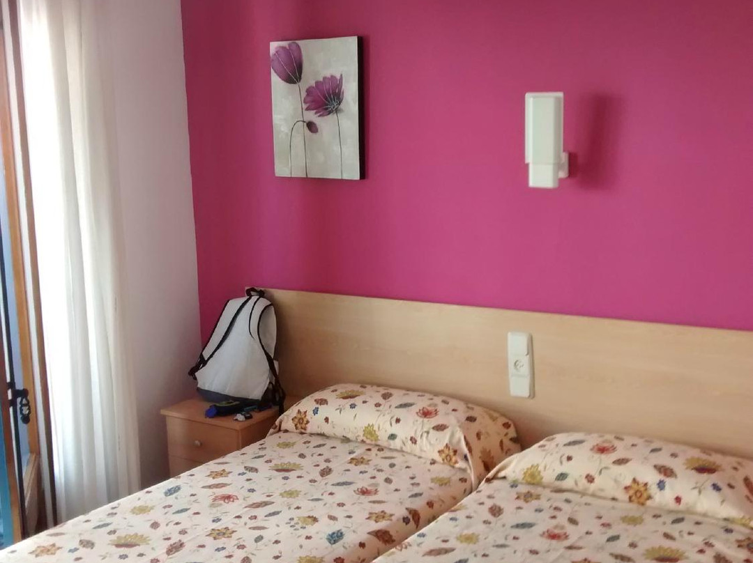 Hostal Mediterra
