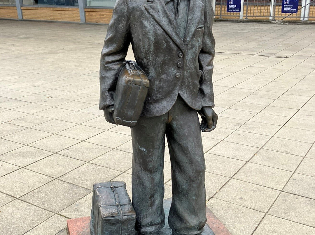 Denkmal L’Emigrante