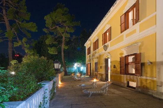 Zona Industriale-Artigianale酒店住宿-Villa Gigli