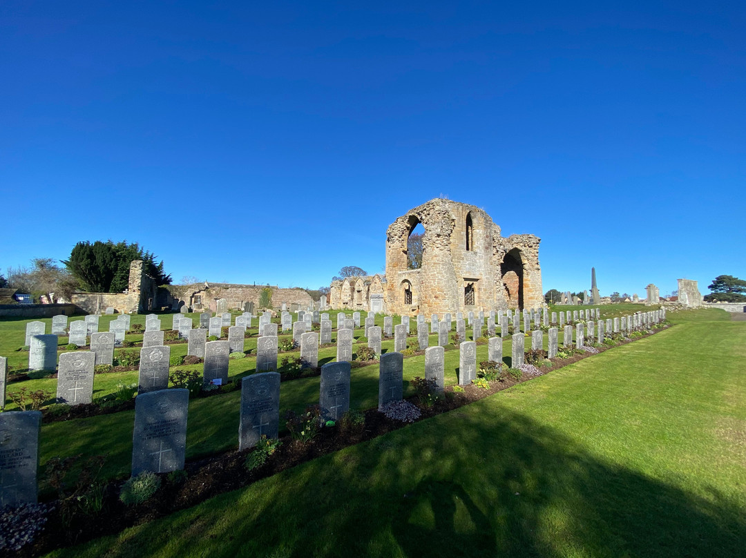 Kinloss Abbey-Kinloss必去景点