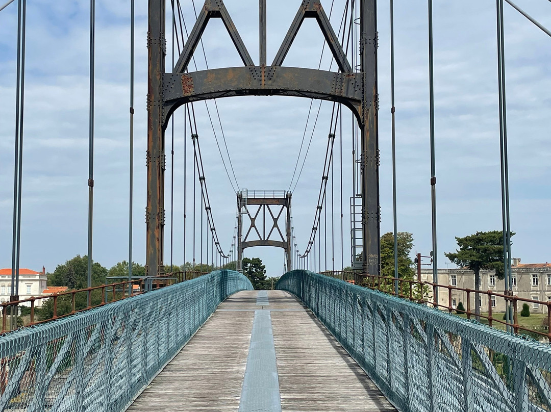 Pont Suspendu Tonnay-Charente景点图片