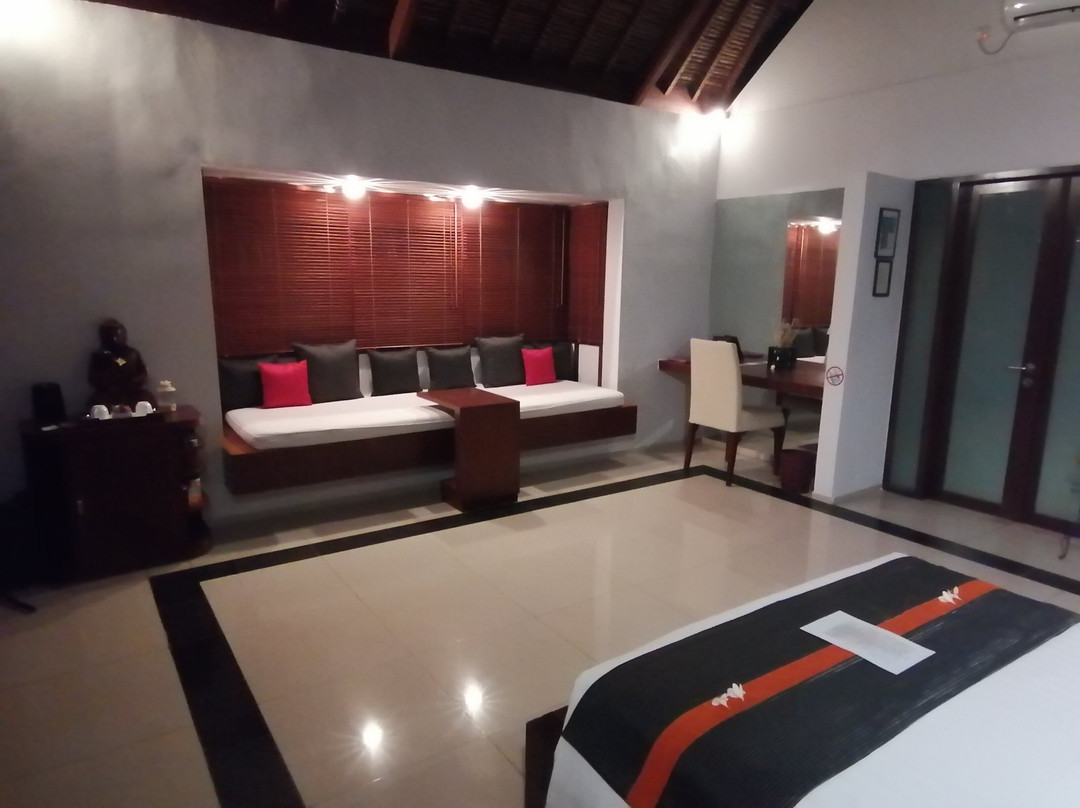 悉达多海滨水疗度假村主图