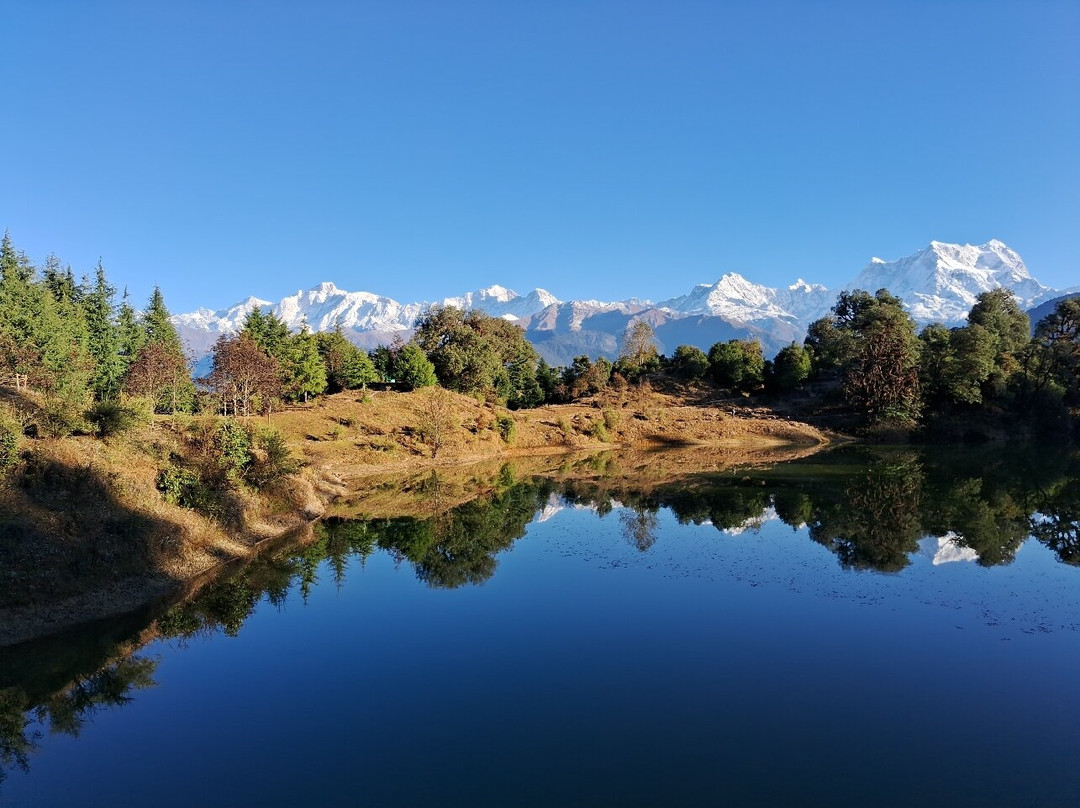 Deoria Tal Lake景点图片