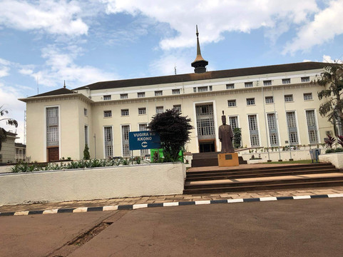 Adventures With Locals-坎帕拉必去景点