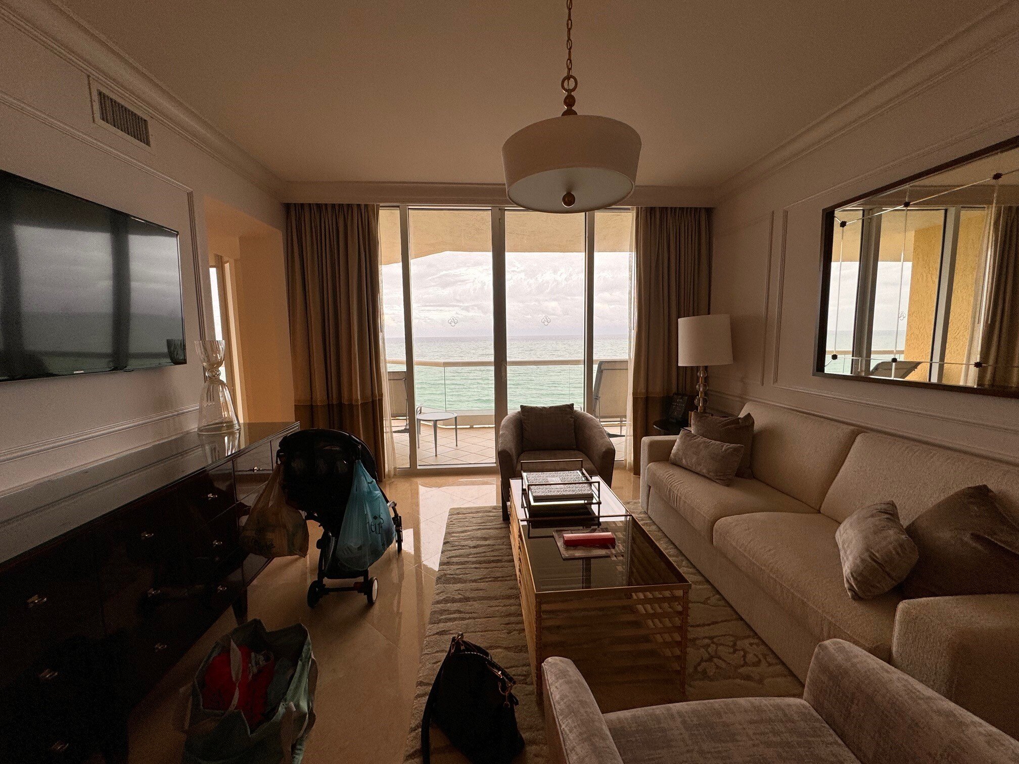 阿夸丽纳海滩度假胜地-客卧