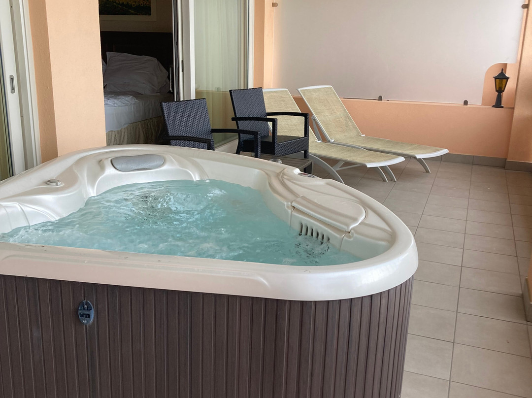 Boffenigo - The Golden Hour主图