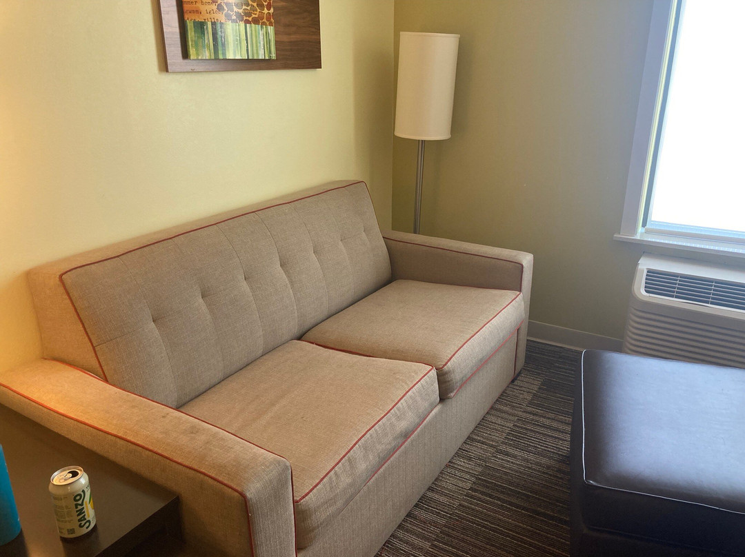 Home2 Suites By Hilton Champaign / Urbana主图