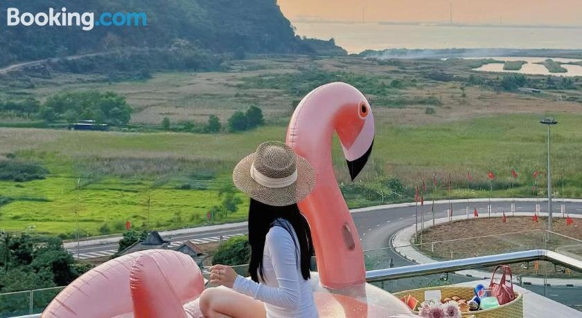 Eden Hotel Cat Ba主图