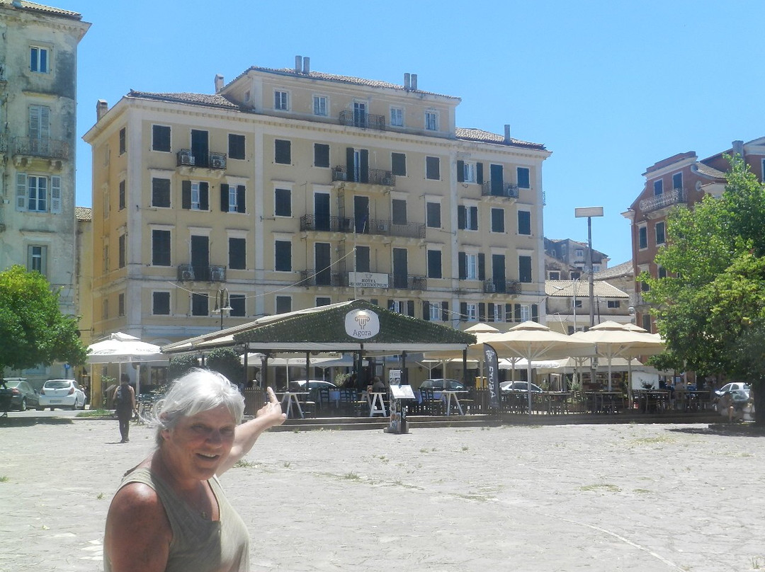 康斯坦缇诺波利斯酒店主图