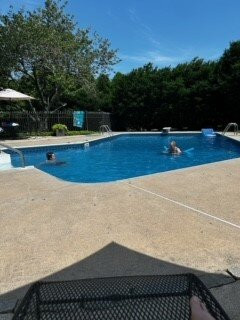 Royal Anchor Beach Resort主图