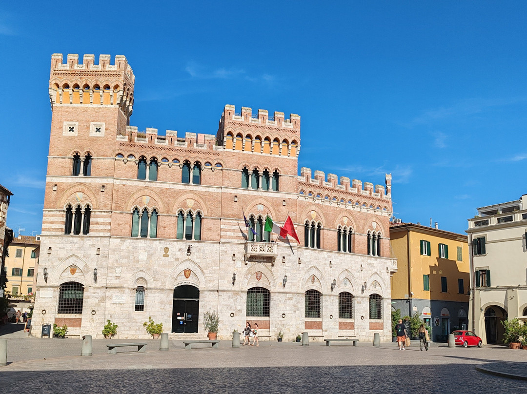 Piazza Dante景点图片