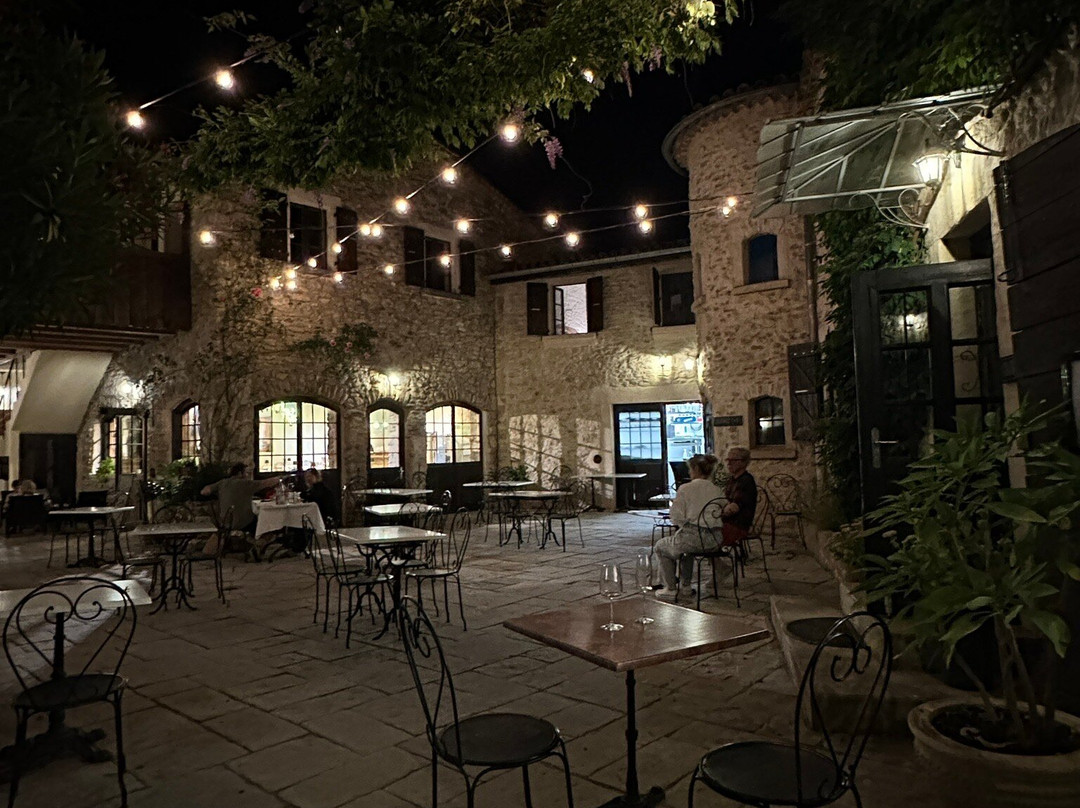Auberge la Plaine主图