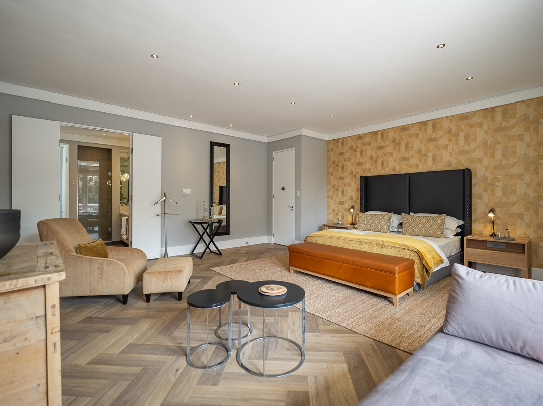 阿瑟尔广场酒店别墅主图