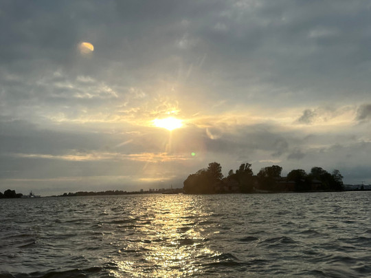 Sunset Sailing Tours-赫尔辛基必去景点