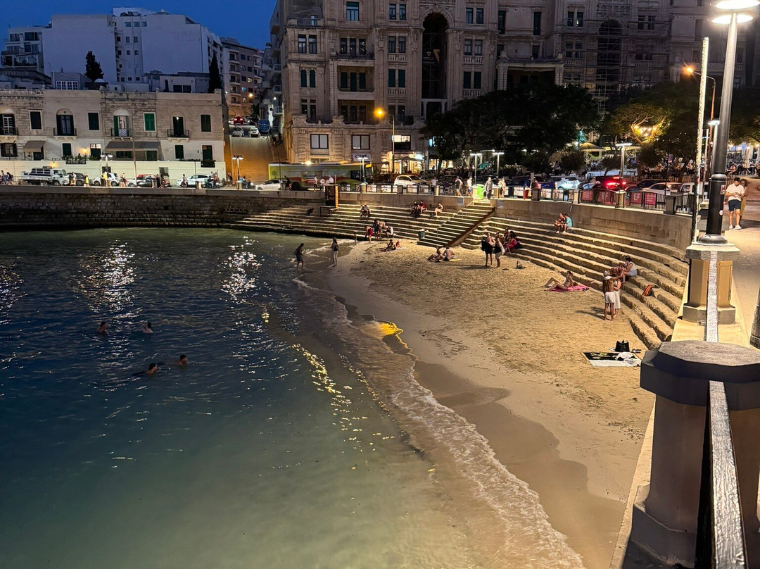 Balluta Bay-圣朱利安斯必去景点