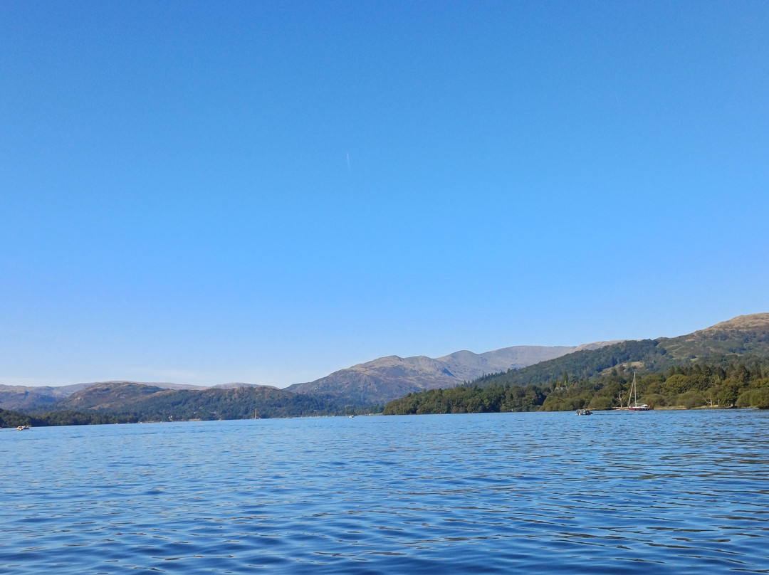 Bowness Bay Marina - Windermere Boat Hire景点图片