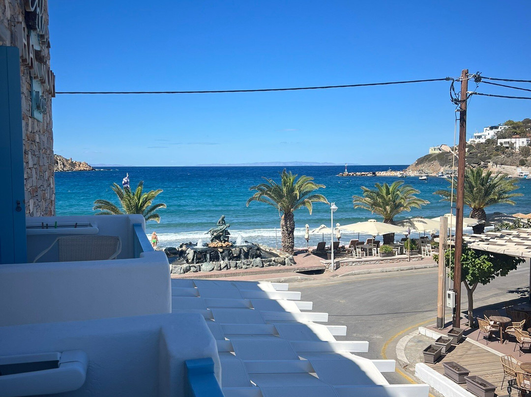 Blue Harmony Hotel主图