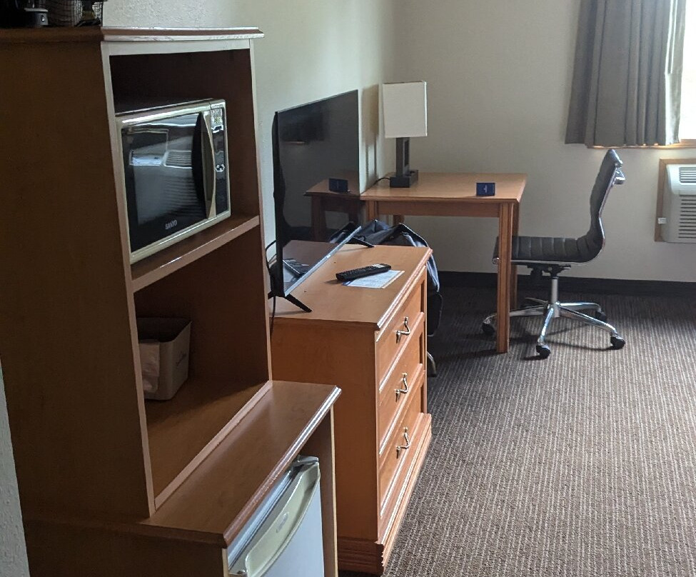 AmericInn by Wyndham Madison SD主图