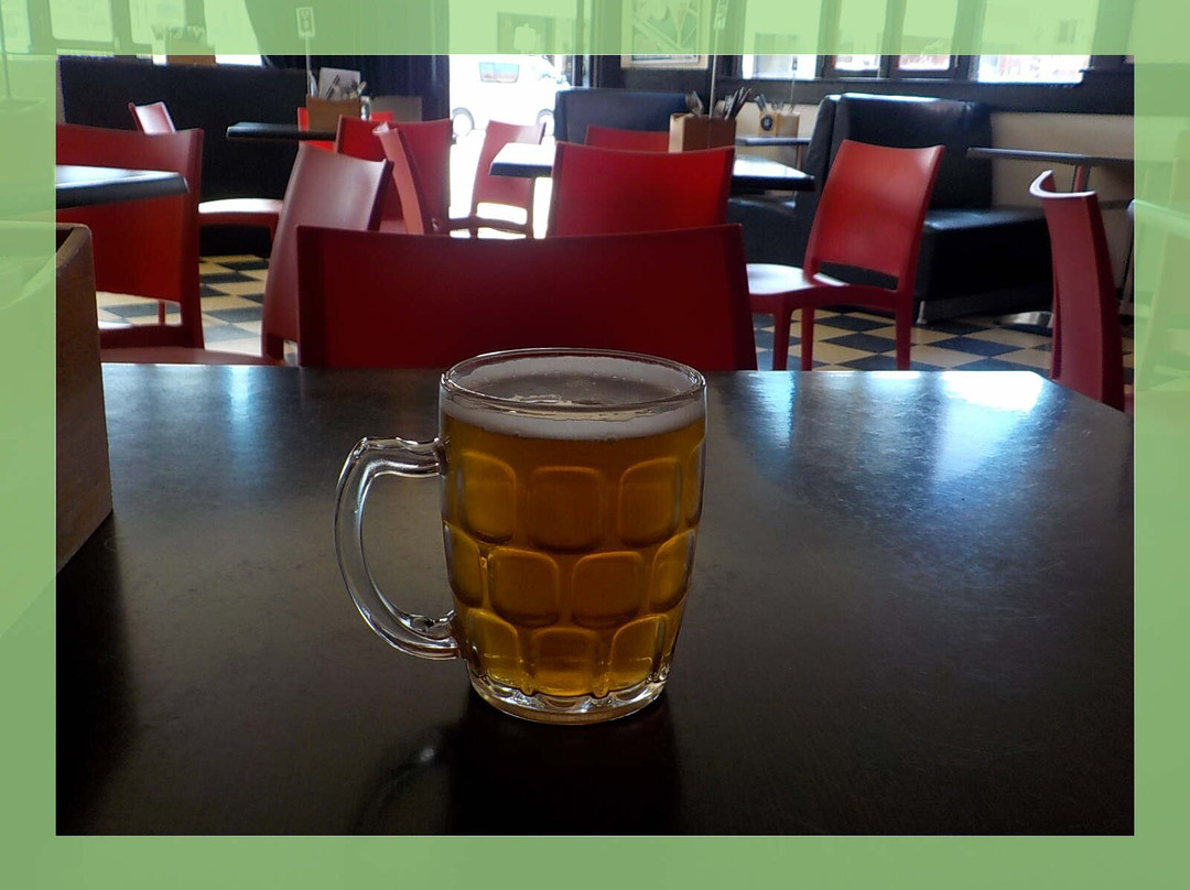 Victoria Hotel主图