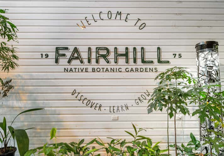 Fairhill Native Botanic Garden景点图片